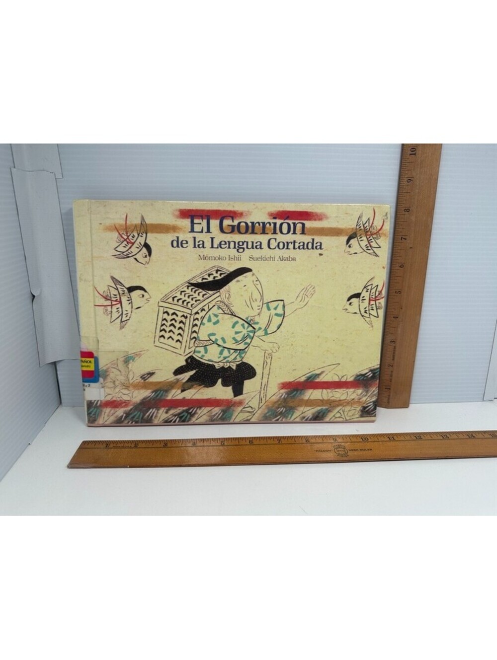 El Gorrion De La Lengua Cortada Spanish Book HC Japanese Fairy Tale ExLib
